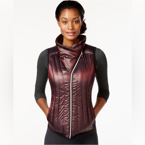 Calvin Klein Performance Mock Neck Down Lightweight Vest in Burgundy funnel neck - Picture 1 of 13